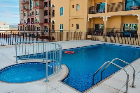 Apartment in 7 Seasons in International City, Dubai, UAE 1 bedroom, 123.97 sq.m. № 564892 - photo 6