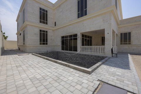 Villa in Shakhbout City, Abu Dhabi, UAE 9 bedrooms, 1700 sq.m. № 615982 - photo 19