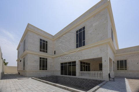 Villa in Shakhbout City, Abu Dhabi, UAE 9 bedrooms, 1700 sq.m. № 615982 - photo 18
