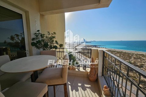Wohnung zum Verkauf in Al Hamra Village, Ras Al Khaimah, VAE 2 Schlafzimmer, 120.3 m2 Nr. 611747 - Foto 2