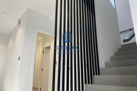 Radový dom v Tilal City, Sharjah, SAE 4 spálne č. 587625 - Fotografia 7