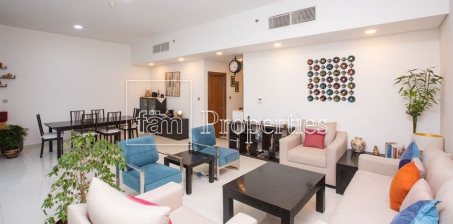 Városi lakóépület itt: Dubai, EAE, 2 hálószoba, 239.1 m², azonosító: 700103