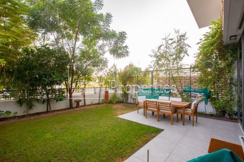 Városi lakóépület itt: Dubai, EAE, 2 hálószoba, 239.1 m², azonosító: 700103 - fénykép 5