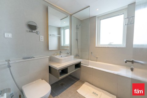 Apartment til leje i Business Bay, Dubai, UAE 2 soveværelser, 117.8 kvm № 700102 - foto 17