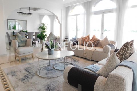 Vila v Palm Jumeirah, Dubai, SAE 7 ložnice, 650 m² Č.: 628159 - fotografie 4