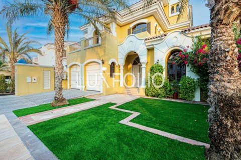 Vila v Palm Jumeirah, Dubai, SAE 7 ložnice, 650 m² Č.: 628159 - fotografie 2