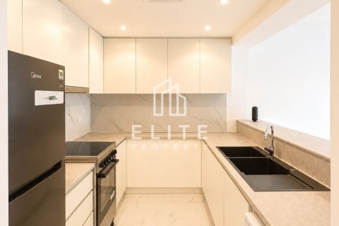 Apartmen di Greens, Dubai, UAE 2 bilik tidur, 105 meter persegi № 741341 - foto 10
