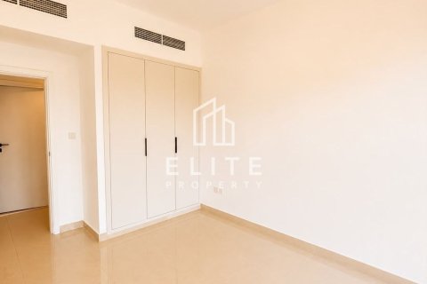 Apartmen di Greens, Dubai, UAE 2 bilik tidur, 105 meter persegi № 741341 - foto 3