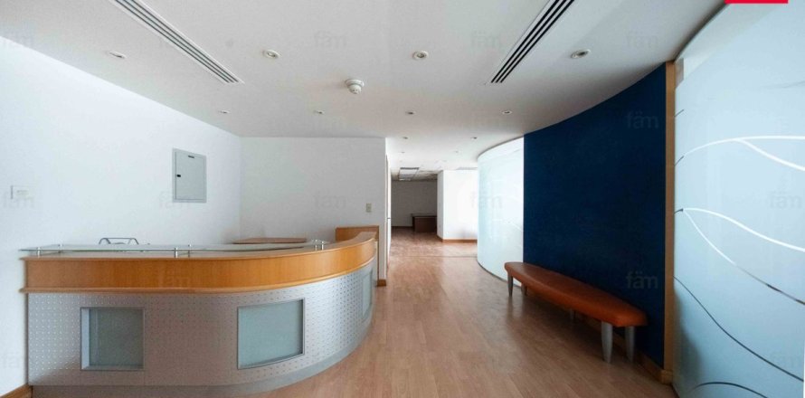 Kantoor in Sheikh Zayed Road, Dubai, VAE 82.5 vr.m. nr 652127
