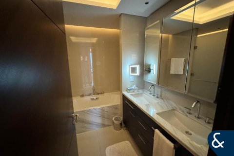 Downtown Dubai (Downtown Burj Dubai), UAE의 임대용 아파트 침실 3개, 226제곱미터 번호 698270 - 사진 9
