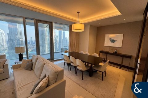 Downtown Dubai (Downtown Burj Dubai), UAE의 임대용 아파트 침실 3개, 226제곱미터 번호 698270 - 사진 3