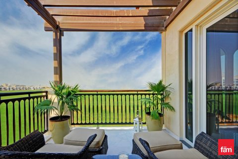 Villa til leie i Dubai, Emiratene 4 soverom, 965 kvm Nr. 689106 - Foto 3