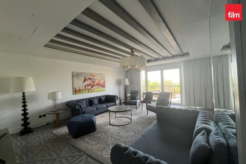 Villa til leie i Dubai, Emiratene 4 soverom, 965 kvm Nr. 689106 - Foto 11