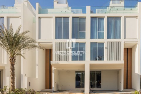 Radový dom v Al Barari, Dubai, SAE 4 spálne, 459 m2 č. 593775 - Fotografia 1