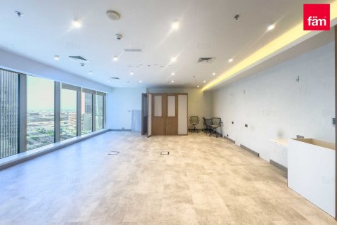 Office til salg i Business Bay, Dubai, UAE 90.6 kvm № 580811 - foto 3