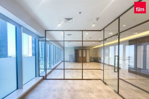 Office til salg i Business Bay, Dubai, UAE 90.6 kvm № 580811 - foto 8