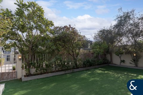 Βίλα σε Dubai Hills Estate, Dubai, ΗΑΕ 5 υπνοδωμάτια, 254 τ.μ. Αρ. 666307 - φωτογραφία 25