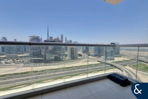 Apartment in Business Bay, Dubai, UAE 2 bedrooms, 130 sq.m. № 666475 - photo 1