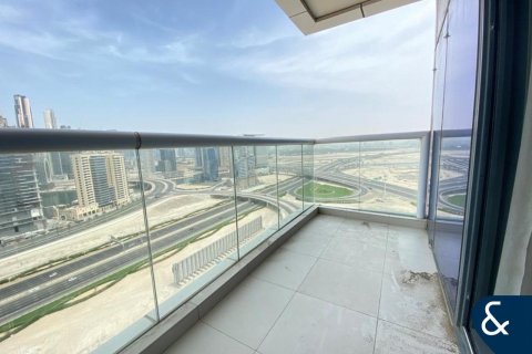 Apartment in Business Bay, Dubai, UAE 2 bedrooms, 130 sq.m. № 666475 - photo 12