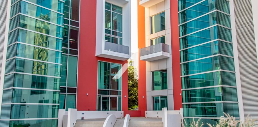 Escritório em Dubai Media City, Dubai, EAU 79 m2 № 691956