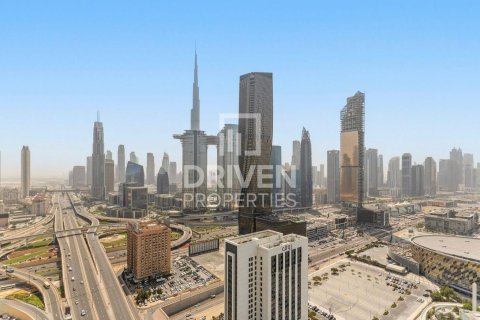 Appartamento a Al Satwa, Dubai, EAU 3 camere da letto, 198.53 mq. № 745165