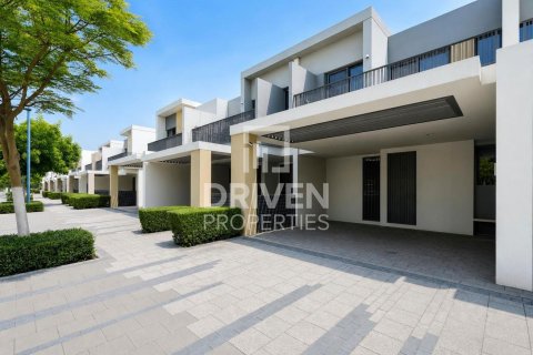 Townhouse in Tilal Al Ghaf, Dubai, UAE 3 bedrooms, 141.12 sq.m. № 745139 - photo 25