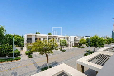 Townhouse in Tilal Al Ghaf, Dubai, UAE 3 bedrooms, 141.12 sq.m. № 745139 - photo 19