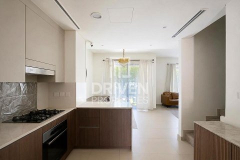 Townhouse in Tilal Al Ghaf, Dubai, UAE 3 bedrooms, 141.12 sq.m. № 745139 - photo 12