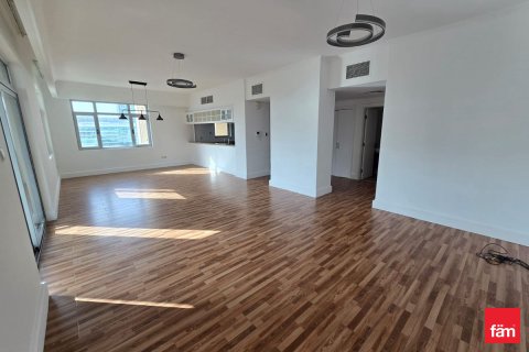 Appartamento in affitto a The Views, Dubai, EAU 3 camere da letto, 185 mq. № 710189 - foto 2