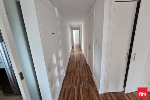 Appartamento in affitto a The Views, Dubai, EAU 3 camere da letto, 185 mq. № 710189 - foto 11