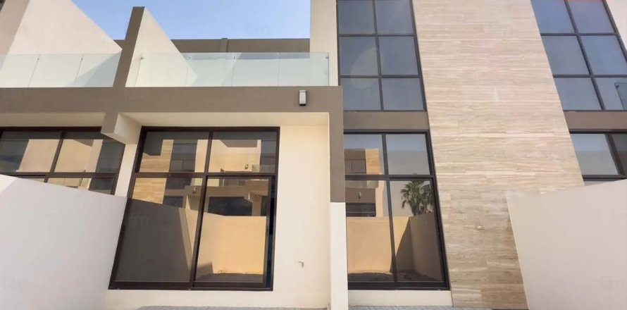 Villetta a schiera a Dubai, EAU 4 camere da letto, 187.2 mq. № 694042