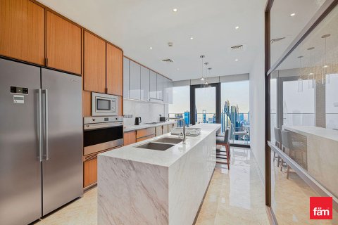 Penthouse in Dubai, UAE 5 bedrooms, 568.5 sq.m. № 622280 - photo 16