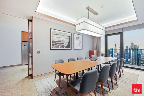 Penthouse in Dubai, UAE 5 bedrooms, 568.5 sq.m. № 622280 - photo 7