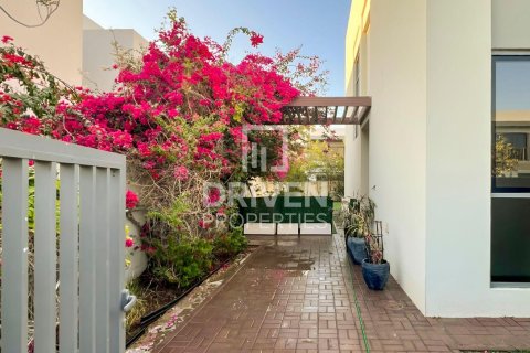 Βίλα σε Dubai Hills Estate, Dubai, ΗΑΕ 4 υπνοδωμάτια, 468.51 τ.μ. Αρ. 744205 - φωτογραφία 19
