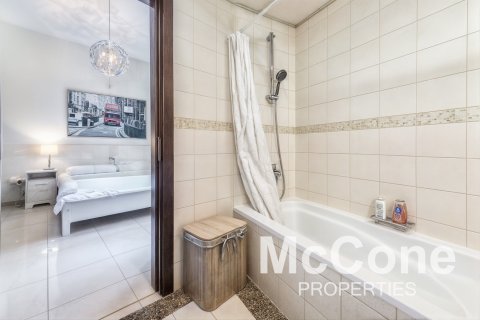 Apartment in Dubai Marina, Dubai, UAE 1 bedroom, 65.5 sq.m. № 587174 - photo 12