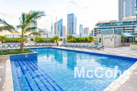 Apartment in Dubai Marina, Dubai, UAE 1 bedroom, 65.5 sq.m. № 587174 - photo 14