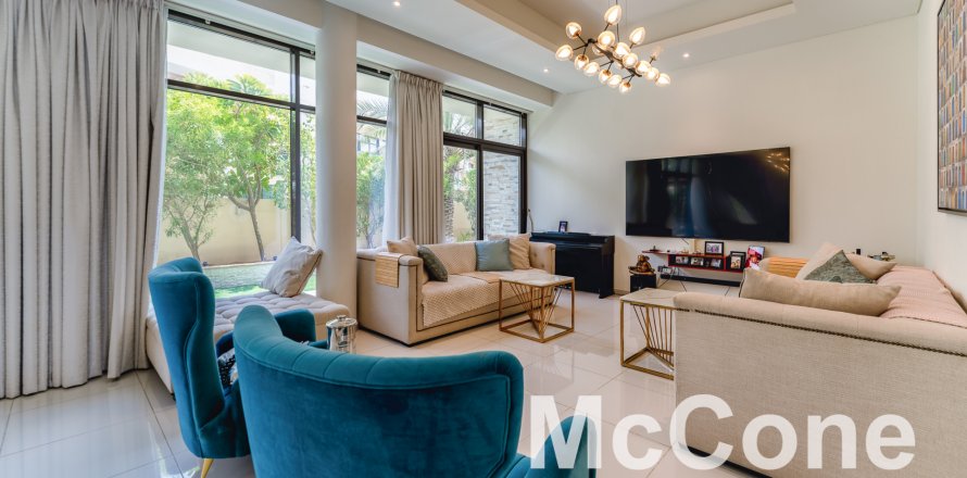 Vilë në DAMAC Hills (Akoya by DAMAC), Dubai, Emiratet e Bashkuara Arabe 5 dhoma gjumi, 610 m2. № 587176