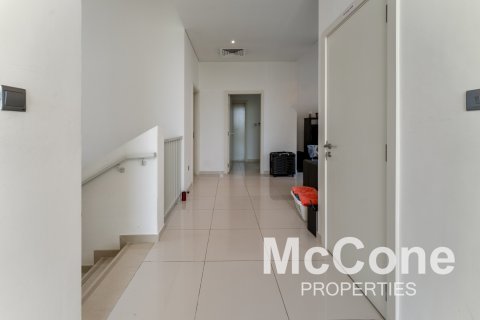 Vilë në DAMAC Hills (Akoya by DAMAC), Dubai, Emiratet e Bashkuara Arabe 5 dhoma gjumi, 610 m2. № 587176 - Foto 21