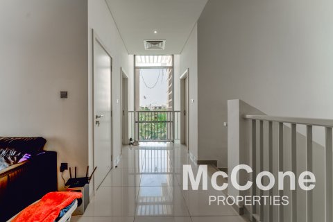 Vilë në DAMAC Hills (Akoya by DAMAC), Dubai, Emiratet e Bashkuara Arabe 5 dhoma gjumi, 610 m2. № 587176 - Foto 20