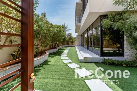 Vilë në DAMAC Hills (Akoya by DAMAC), Dubai, Emiratet e Bashkuara Arabe 5 dhoma gjumi, 610 m2. № 587176 - Foto 23