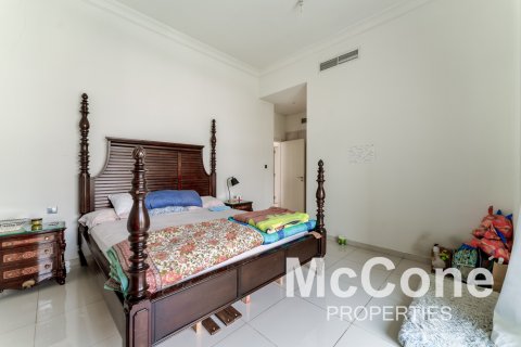 Vilë në DAMAC Hills (Akoya by DAMAC), Dubai, Emiratet e Bashkuara Arabe 5 dhoma gjumi, 610 m2. № 587176 - Foto 10