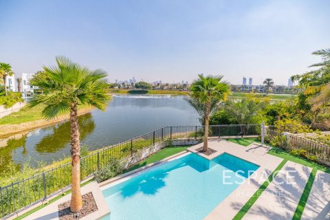 Villa till försäljning i Jumeirah Islands, Dubai, UAE 5 sovrum, 576 kvm Nr. 649866 - fotografi 1
