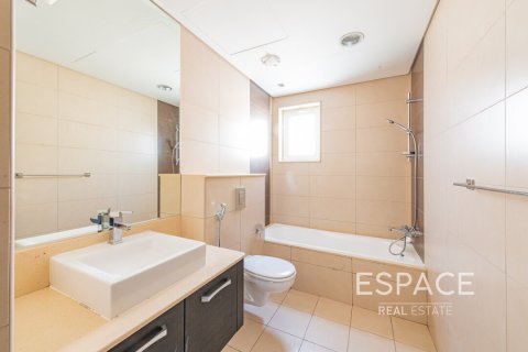 Villa till försäljning i Al Furjan, Dubai, UAE 4 sovrum, 443 kvm Nr. 649865 - fotografi 6