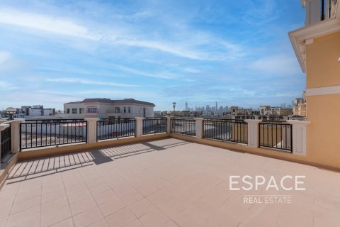 Villa till försäljning i Jumeirah Park, Dubai, UAE 4 sovrum, 455 kvm Nr. 649861 - fotografi 9