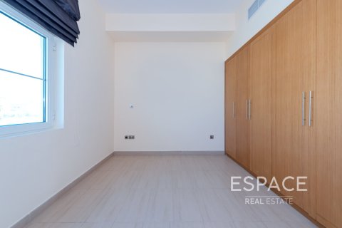 Villa till försäljning i Jumeirah Park, Dubai, UAE 4 sovrum, 455 kvm Nr. 649861 - fotografi 6