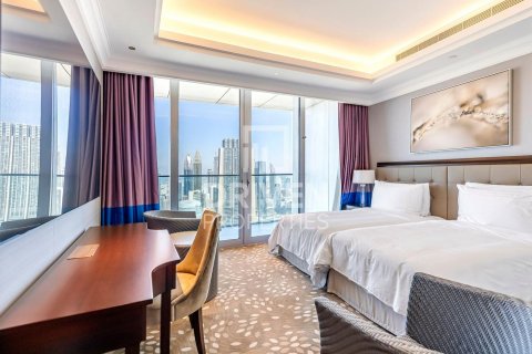 Apartment in Downtown Dubai (Downtown Burj Dubai), UAE 4 bedrooms, 264 sq.m. № 602915 - photo 12