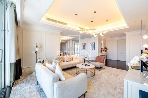Apartment in Downtown Dubai (Downtown Burj Dubai), UAE 4 bedrooms, 264 sq.m. № 602915 - photo 2