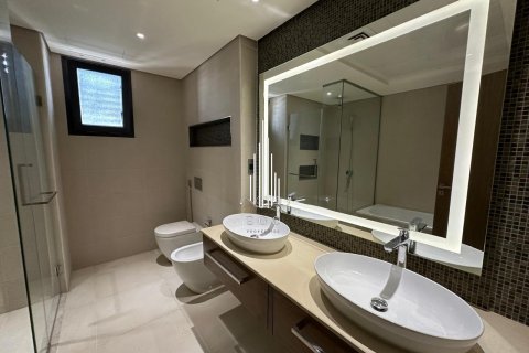 Vilë në Yas Island, Abu Dhabi, Emiratet e Bashkuara Arabe 5 dhoma gjumi, 581.1 m2. № 557424 - Foto 28