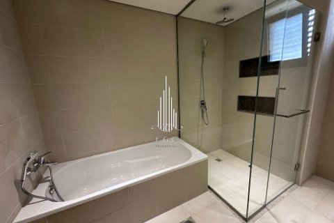 Vilë në Yas Island, Abu Dhabi, Emiratet e Bashkuara Arabe 5 dhoma gjumi, 581.1 m2. № 557424 - Foto 29