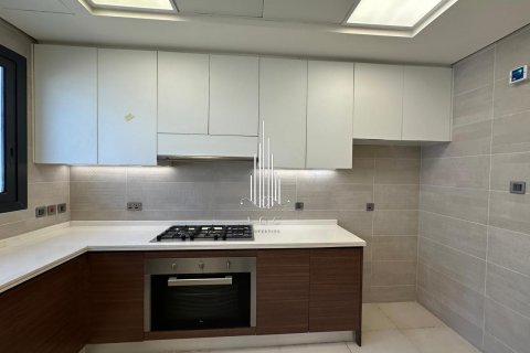 Vilë në Yas Island, Abu Dhabi, Emiratet e Bashkuara Arabe 5 dhoma gjumi, 581.1 m2. № 557424 - Foto 16